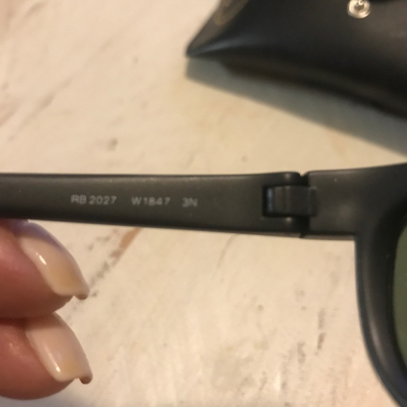 Ray Ban Accessories Black Rayban Predator Sunglasses 227 Poshmark Ray Ban Accessories Black Rayban Predator Sunglasses 227 Poshmark